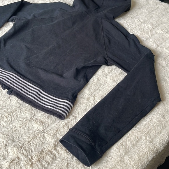 GUESS JEANS Y2K Black Zippered Hooded Jacket sweatshirt Size Medium White Stripe - Picture 3 of 11